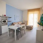 Ξενοδοχείο με διαμερίσματα La Palma Marina dʼAndora
