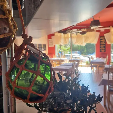 Ξενοδοχείο με διαμερίσματα La Palma Marina dʼAndora