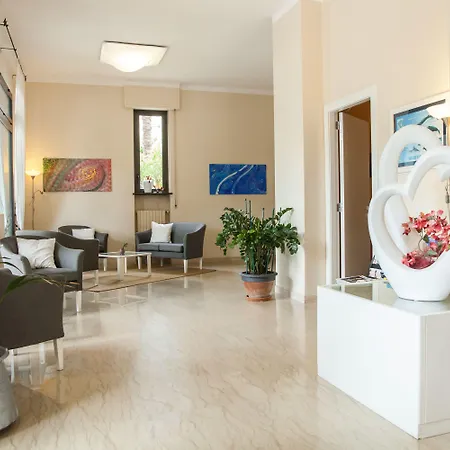 La Palma アパートホテル