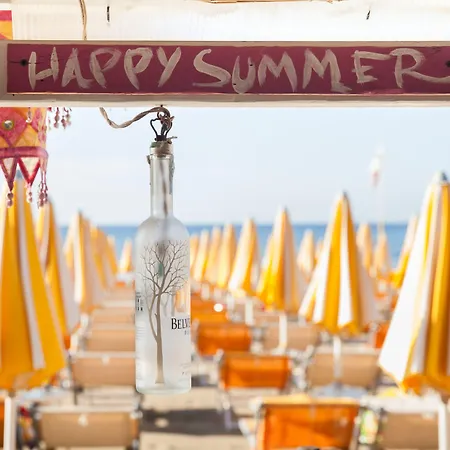 Ξενοδοχείο με διαμερίσματα La Palma Marina dʼAndora